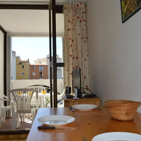 Cosy A 1200m De La Plage, A Proximite Commerces, Port Et Golf, Parking Prive Inclus - Fr-1-249-13 Apartment *