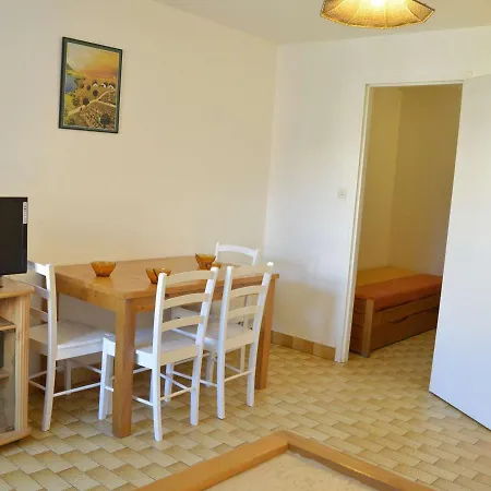 Cosy A 1200m De La Plage, A Proximite Commerces, Port Et Golf, Parking Prive Inclus - Fr-1-249-13 Apartment *